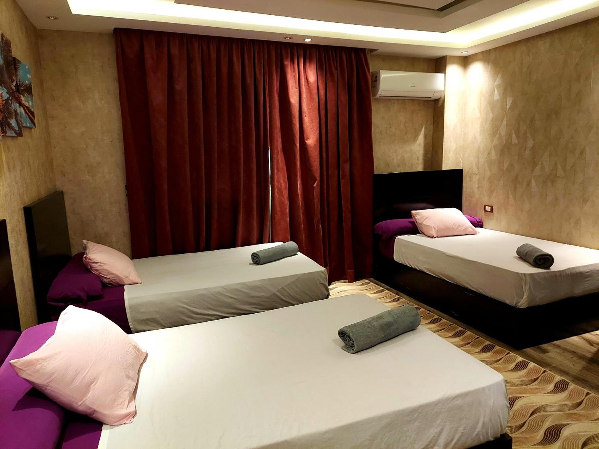 Pyramids Planet Hotel Ghatati ห้อง รูปภาพ